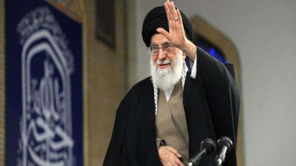 مسیر تشییع پیکر امام شهید در قم؛ از "حرم مطهر تا مسجد جمکران" مسیر تشییع پیکر امام شهید در قم؛ از "حرم مطهر تا مسجد جمکران"