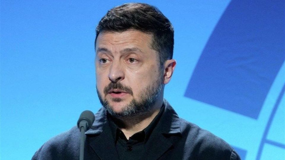 لهستان عالیترین نشان افتخار خود را از زلنسکی پس گرفت لهستان عالیترین نشان افتخار خود را از زلنسکی پس گرفت