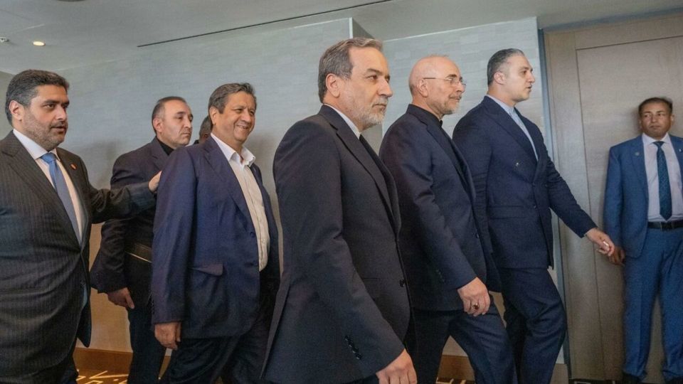 هیأت ایران محل مذاکرات سوئیس را به مقصد تهران ترک کرد هیأت ایران محل مذاکرات سوئیس را به مقصد تهران ترک کرد