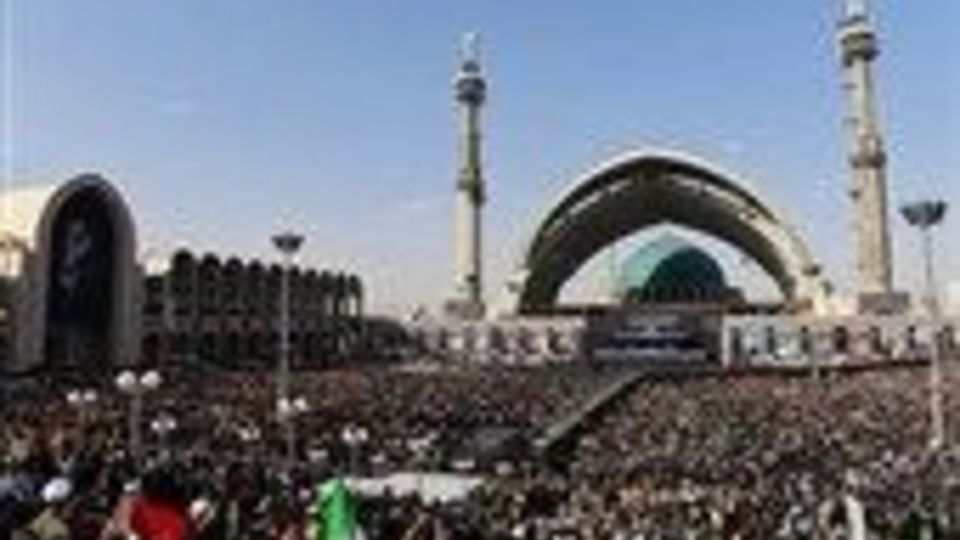 مراسم وداع با رهبر شهید انقلاب در مصلی تهران/۳
