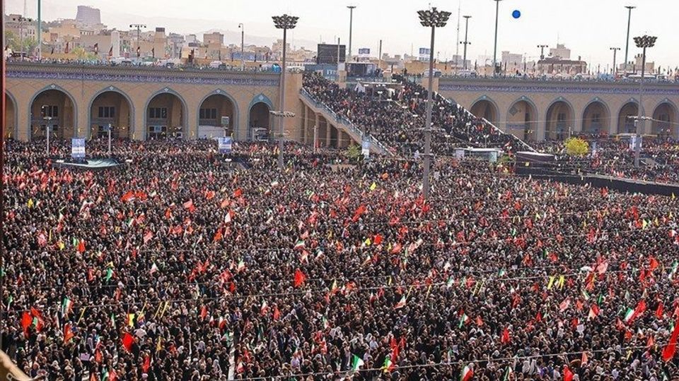 مراسم وداع با رهبر شهید انقلاب در مصلی تهران/۳
