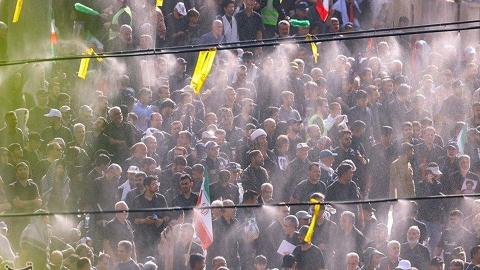 مراسم وداع با رهبر شهید انقلاب در مصلی تهران/۳