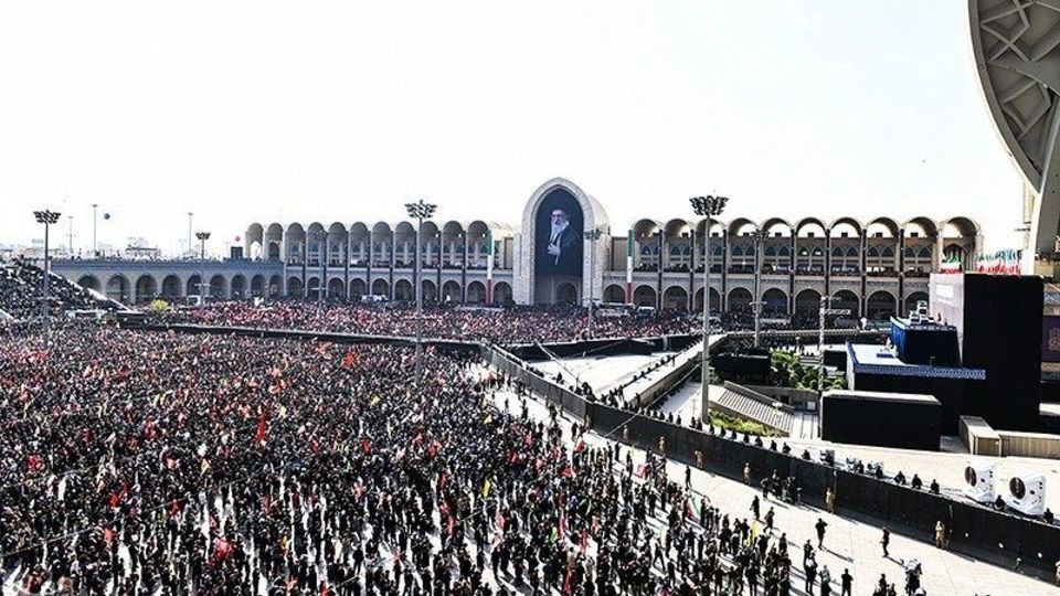 مراسم وداع با رهبر شهید انقلاب در مصلی تهران/۳