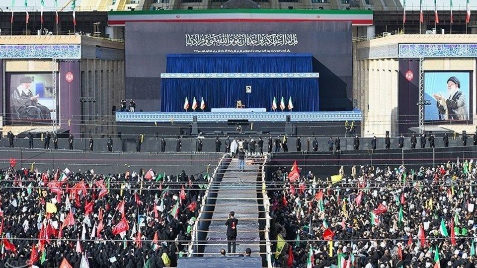 مراسم وداع با رهبر شهید انقلاب در مصلی تهران/۳