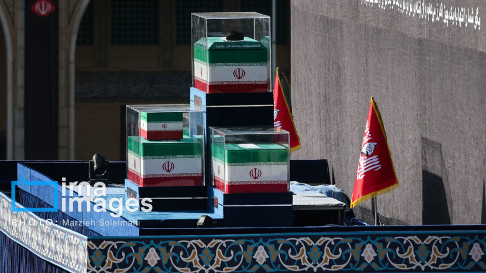 مراسم وداع با رهبر شهید انقلاب در مصلی تهران/۲