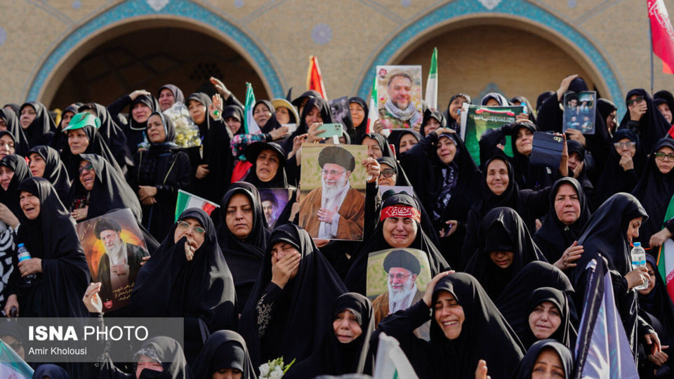مراسم وداع با رهبر شهید انقلاب در مصلی تهران/۱
