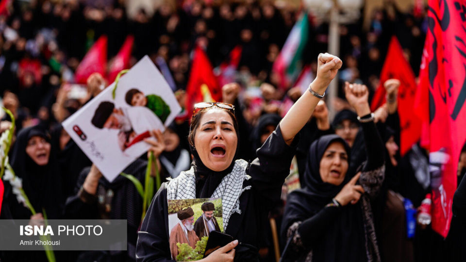 مراسم وداع با رهبر شهید انقلاب در مصلی تهران/۱