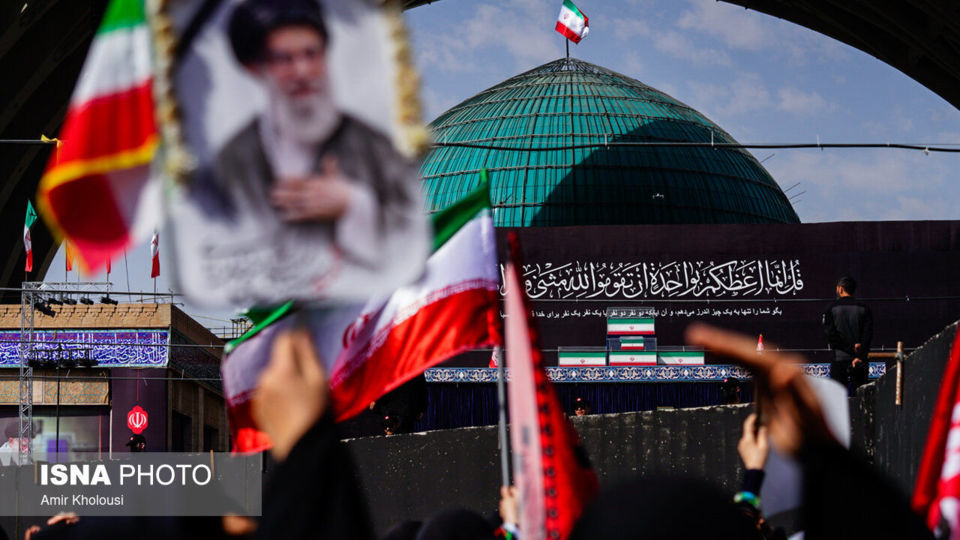 مراسم وداع با رهبر شهید انقلاب در مصلی تهران/۱