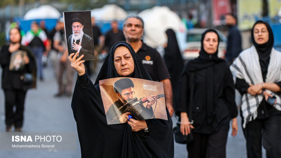 مراسم وداع با رهبر شهید انقلاب در مصلی تهران/۱