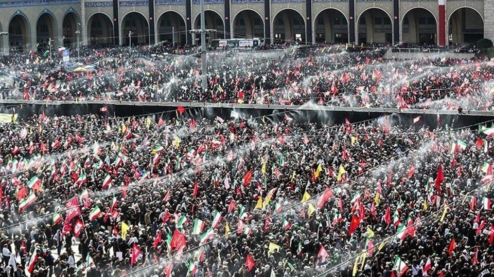 هلال احمر: مراسم وداع تاکنون مصدوم خاصی نداشته است هلال احمر: مراسم وداع تاکنون مصدوم خاصی نداشته است
