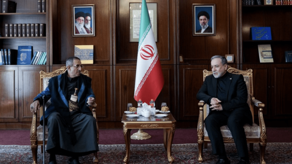 آمادگی ایران برای استفاده از همه ظرفیتها جهت رفع محاصره یمن آمادگی ایران برای استفاده از همه ظرفیتها جهت رفع محاصره یمن