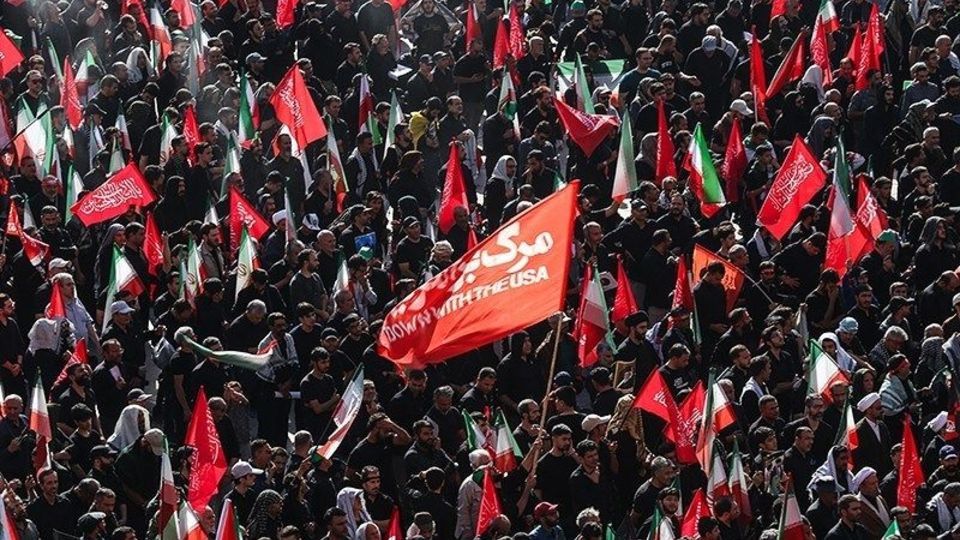 شورای عالی امنیت ملی ایران: مردم انتقام خون رهبر شهید را فریاد میزنند شورای عالی امنیت ملی ایران: مردم انتقام خون رهبر شهید را فریاد میزنند