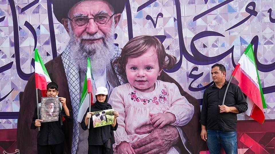 گزارش تصویری تشییع پیکر رهبر شهید در تهران/۶