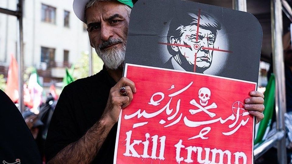 گزارش تصویری تشییع پیکر رهبر شهید در تهران/۶