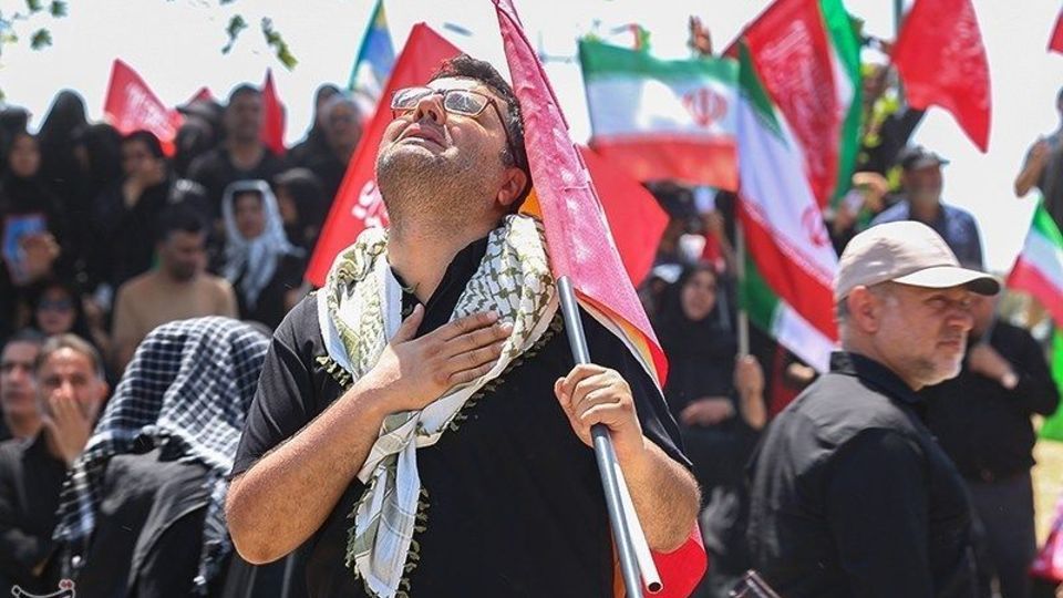 گزارش تصویری تشییع پیکر رهبر شهید در تهران/۶