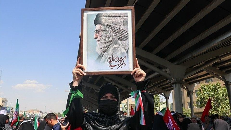 گزارش تصویری تشییع پیکر رهبر شهید در تهران/۶