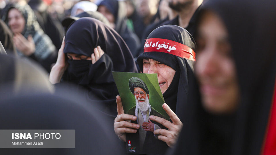 مراسم تشییع پیکر مطهر رهبر شهید انقلاب در قم 