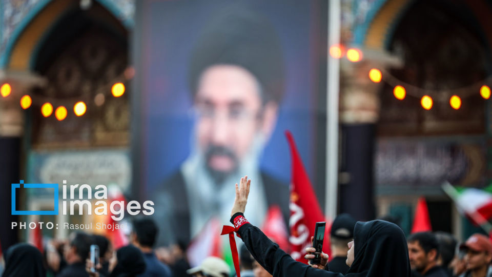 مراسم تشییع پیکر مطهر رهبر شهید انقلاب در قم 