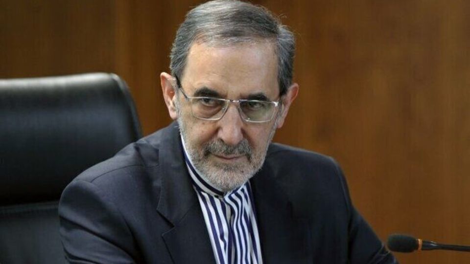 ولایتی: منطقه، محل قمار سیاسی کشورهای خرد نیست ولایتی: منطقه، محل قمار سیاسی کشورهای خرد نیست