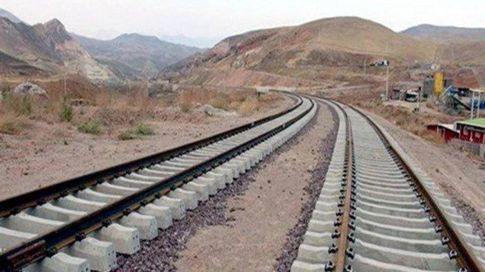 تردد قطارهای مسیر تهران-مشهد متوقف شد تردد قطارهای مسیر تهران-مشهد متوقف شد