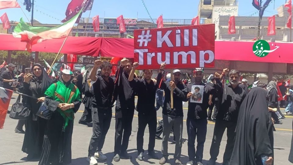 مشهد در آستانه مراسم تشییع پیکر رهبر شهید