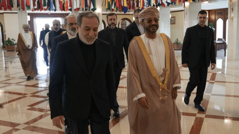 دیدار و گفتوگوی عراقچی با همتای عمانی در مسقط دیدار و گفتوگوی عراقچی با همتای عمانی در مسقط