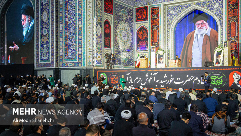 دومین شب بزرگداشت رهبر شهید انقلاب در حرم امام رضا (ع)