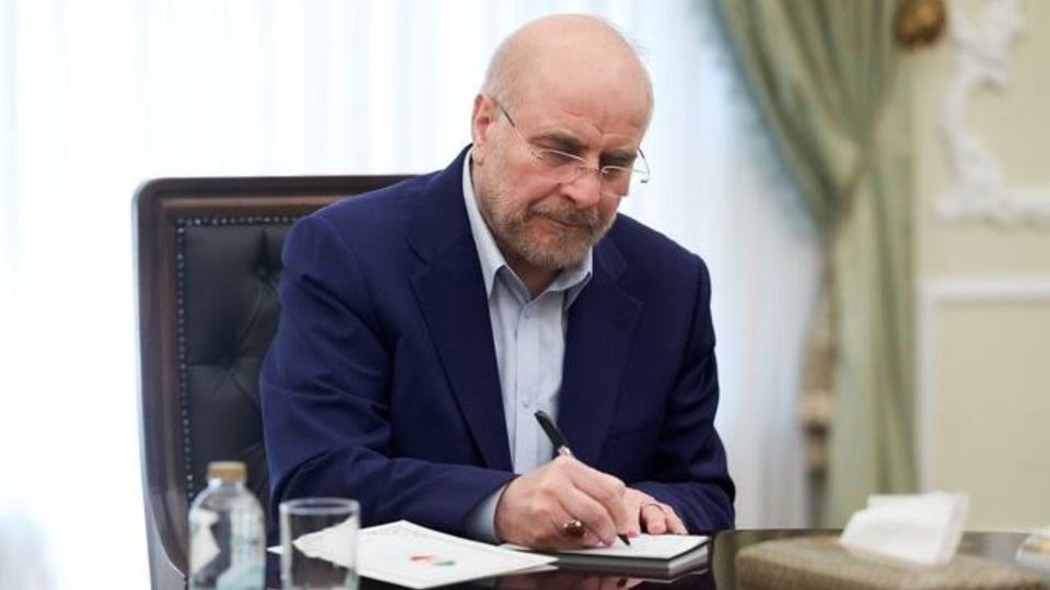 قالیباف قهرمانی اسپانیا در جام جهانی فوتبال را تبریک گفت قالیباف قهرمانی اسپانیا در جام جهانی فوتبال را تبریک گفت