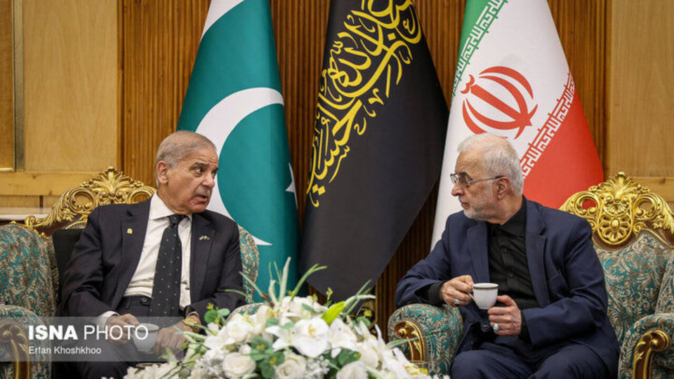 شهباز شریف: پاکستان همچنان بهعنوان میانجیگری صادق به نقشآفرینی خود ادامه میدهد شهباز شریف: پاکستان همچنان بهعنوان میانجیگری صادق به نقشآفرینی خود ادامه میدهد