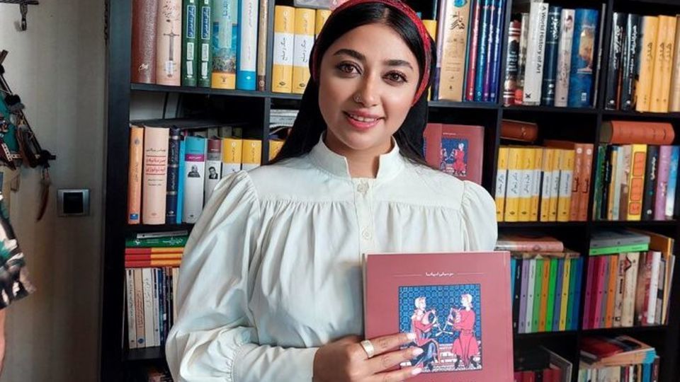 پیام تصویری «یامال» به یک ایرانی برای کتاب جدیدش پیام تصویری «یامال» به یک ایرانی برای کتاب جدیدش