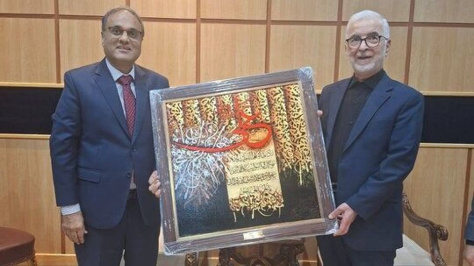 رایزنی های دو جانبه سفیر پاکستان و وزیر کشور رایزنی های دو جانبه سفیر پاکستان و وزیر کشور