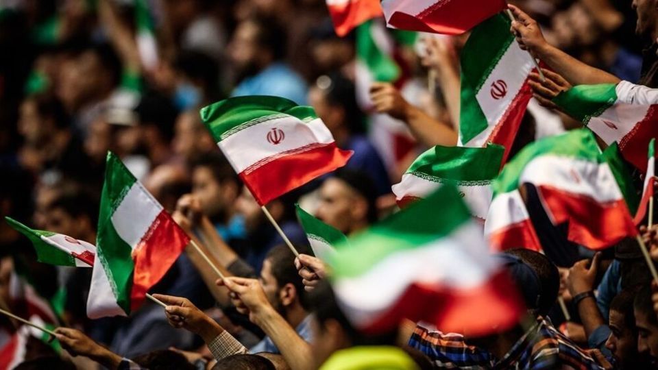 من یک ایرانی شرافتمندم، پس...! من یک ایرانی شرافتمندم، پس...!