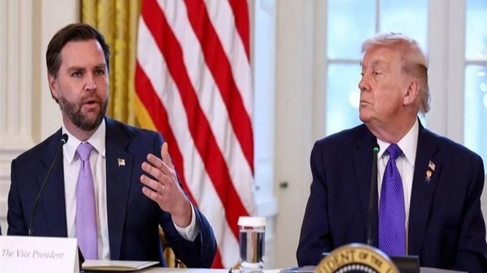 نسخه ترامپ برای ۲۰۲۸؛ حمایت محرمانه از نامزدی جیدی ونس نسخه ترامپ برای ۲۰۲۸؛ حمایت محرمانه از نامزدی جیدی ونس