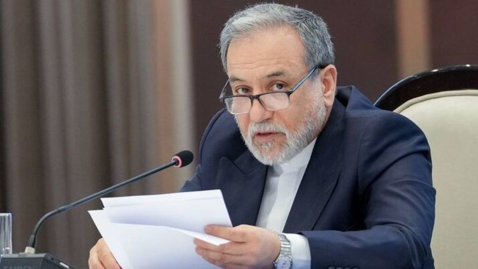 وزیر امور خارجه خطاب به همسایگان: زمان آن فرا رسیده است که به خود متکی باشیم وزیر امور خارجه خطاب به همسایگان: زمان آن فرا رسیده است که به خود متکی باشیم