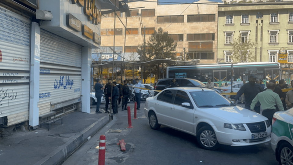 گروگانگیری در خیابان ولیعصر تهران گروگانگیری در خیابان ولیعصر تهران