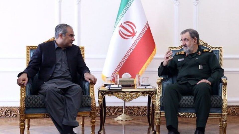 رضایی: ایران و پاکستان عقبه راهبردی یکدیگر هستند رضایی: ایران و پاکستان عقبه راهبردی یکدیگر هستند