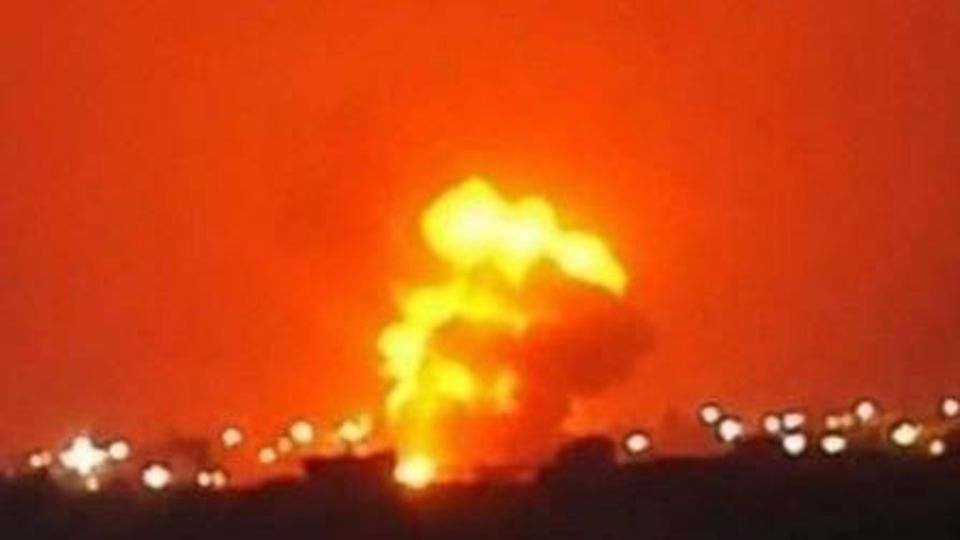 حمله پهپادی جدید نیروهای مسلح یمن به پالایشگاه آرامکو در عربستان حمله پهپادی جدید نیروهای مسلح یمن به پالایشگاه آرامکو در عربستان