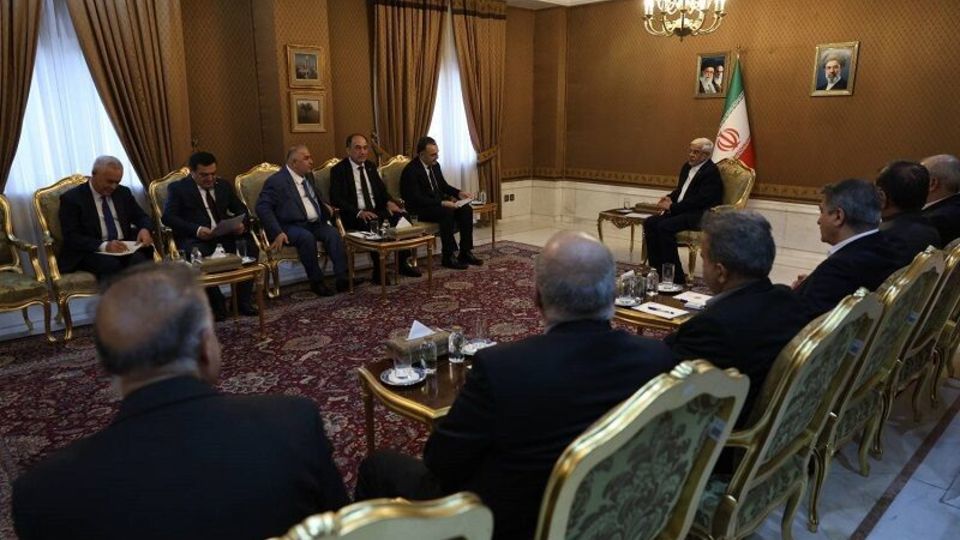 عارف پیشنهاد تشکیل اتحادیه کشورها و مناطق فارسیزبان را مطرح کرد عارف پیشنهاد تشکیل اتحادیه کشورها و مناطق فارسیزبان را مطرح کرد