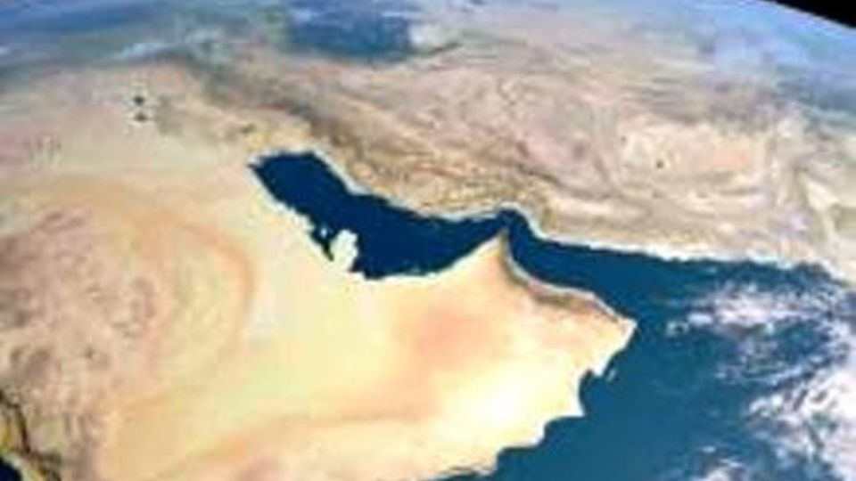 ممنوعیت تردد شناورهای متعلق به رژیم صهیونیستی در خلیج فارس ممنوعیت تردد شناورهای متعلق به رژیم صهیونیستی در خلیج فارس