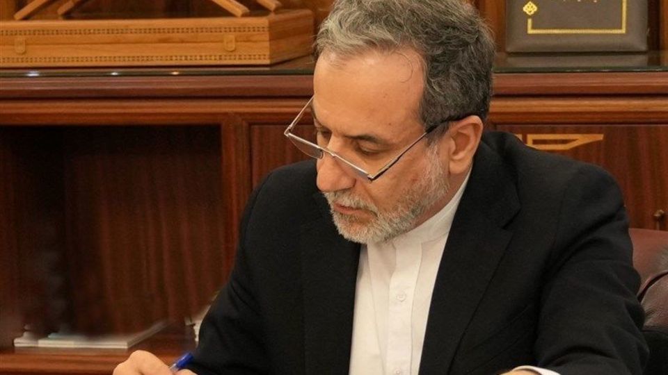 هشدار عراقچی به اقلیم کردستان درباره عملیات پرچم دروغین: هوشیار باشید هشدار عراقچی به اقلیم کردستان درباره عملیات پرچم دروغین: هوشیار باشید