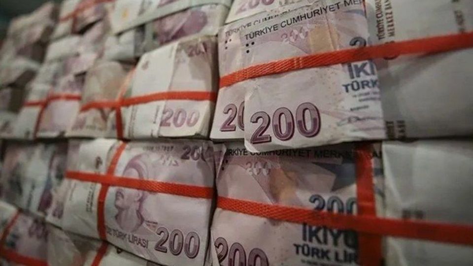 وضعیت زندگی در ترکیه؛ پروازِ قیمتها، سقوط درآمدها وضعیت زندگی در ترکیه؛ پروازِ قیمتها، سقوط درآمدها