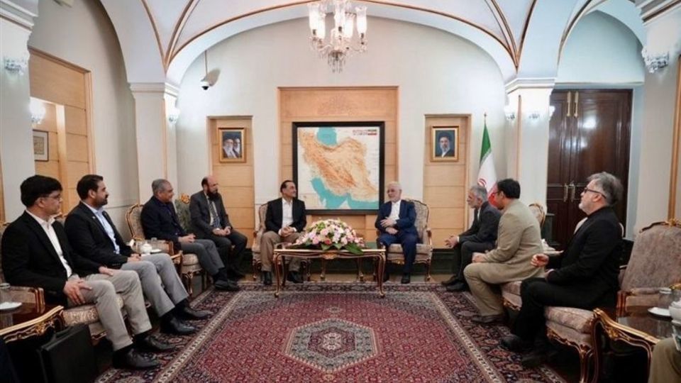 پاکستان: سفر عاصم منیر به تهران بخشی از تلاشها برای ثبات منطقهای است پاکستان: سفر عاصم منیر به تهران بخشی از تلاشها برای ثبات منطقهای است
