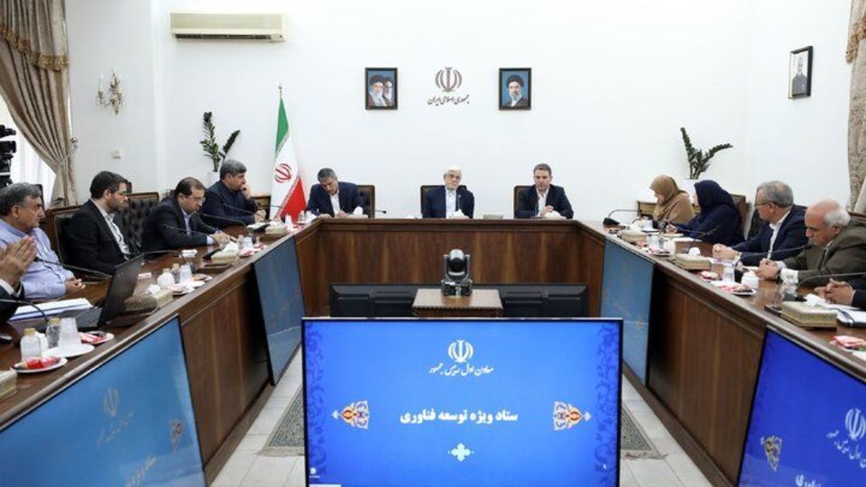 عارف: رئیس مجلس قول داده طرح «مقابله با نفوذ بیگانگان در کشور» از دستور کار خارج شود عارف: رئیس مجلس قول داده طرح «مقابله با نفوذ بیگانگان در کشور» از دستور کار خارج شود