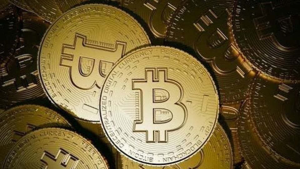بیتکوین از مرز ۸۰ هزار دلار عقبنشینی کرد بیتکوین از مرز ۸۰ هزار دلار عقبنشینی کرد