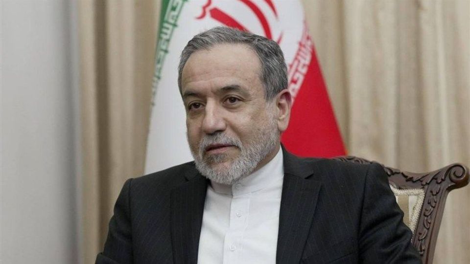 عراقچی: مصرف کنندگان آمریکایی هزینه دستکاری بازار انرژی را میپردازند عراقچی: مصرف کنندگان آمریکایی هزینه دستکاری بازار انرژی را میپردازند