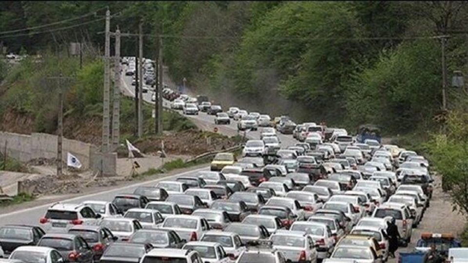 آخرین وضعیت جادههای شمالی/ ترافیک سنگین در جاده چالوس و هراز آخرین وضعیت جادههای شمالی/ ترافیک سنگین در جاده چالوس و هراز