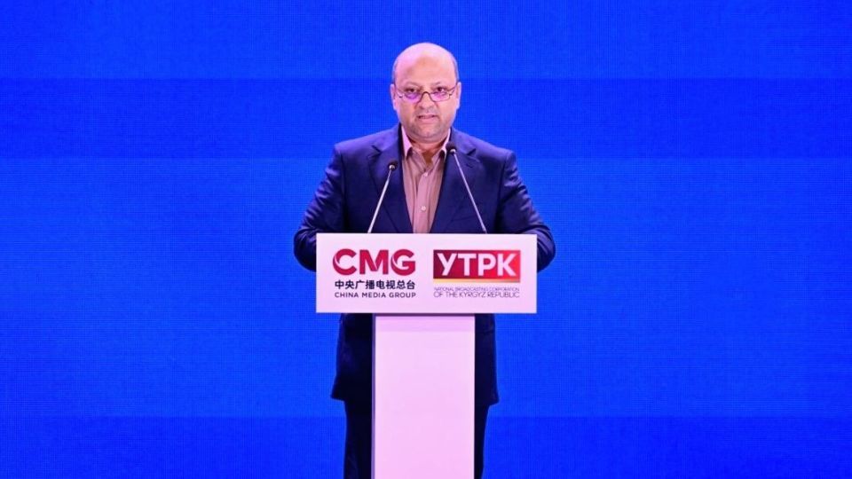 نوروزپور خطاب به رسانههای شانگهای: در برابر انسانزدایی از ملتها بایستید نوروزپور خطاب به رسانههای شانگهای: در برابر انسانزدایی از ملتها بایستید