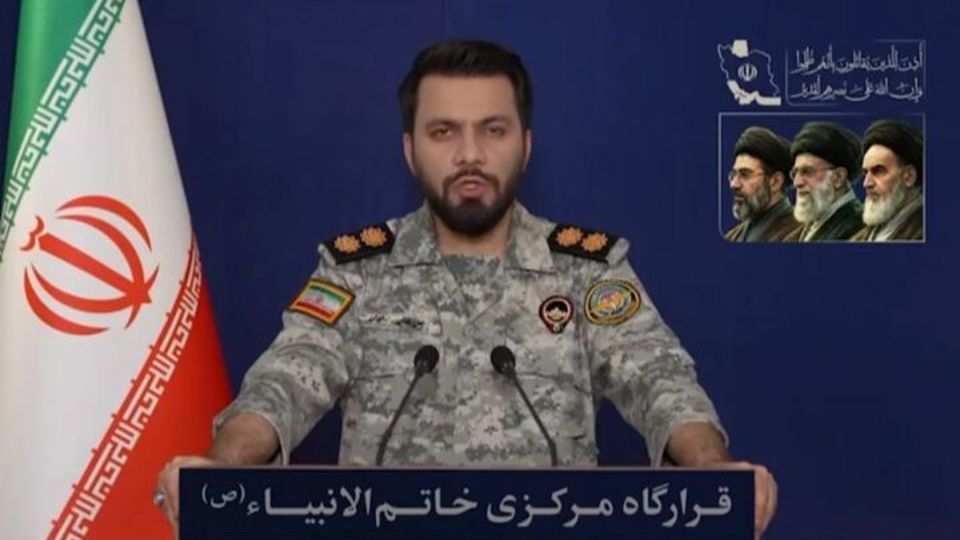 هشدار سخنگوی قرارگاه خاتم درباره عواقب خطرناک نتیجه همکاری با ارتش تروریستی آمریکا هشدار سخنگوی قرارگاه خاتم درباره عواقب خطرناک نتیجه همکاری با ارتش تروریستی آمریکا