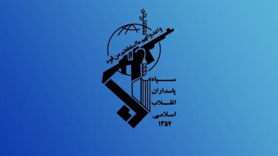 سپاه: ۲ فروند کشتی نفتکش متخلف با رفتن روی مین منفجر و متوقف شدند سپاه: ۲ فروند کشتی نفتکش متخلف با رفتن روی مین منفجر و متوقف شدند