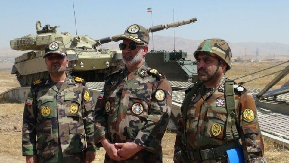 فرمانده نیروی زمینی ارتش: برای رویارویی با هر تهدیدی آمادگی کامل داریم فرمانده نیروی زمینی ارتش: برای رویارویی با هر تهدیدی آمادگی کامل داریم